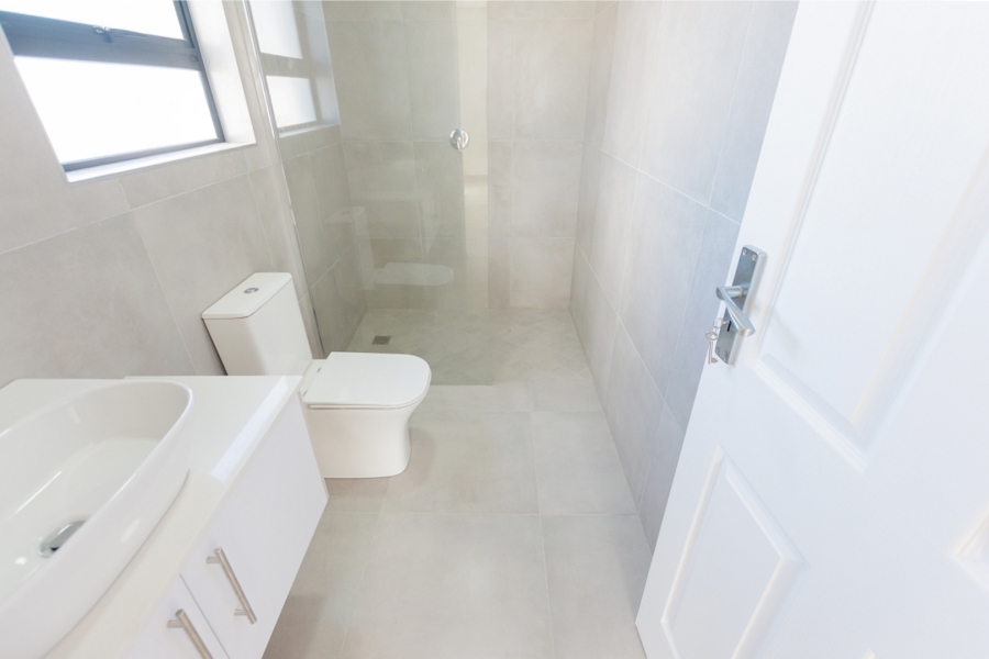 3 Bedroom Property for Sale in Brittania Beach Estate Western Cape